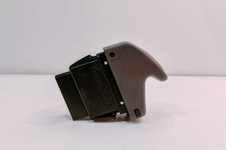 Buton  Macara 436528M Renault Megane prima generatie (facelift) seria