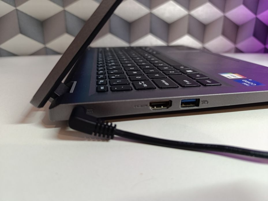 Laptop Acer aspire a514 56p 14inch Intel i5  1335u 16gb ddr5 ssd 512 gb