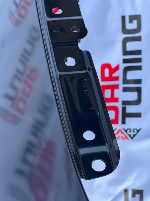 Крыло переднее левое оригинал на Lexus RX