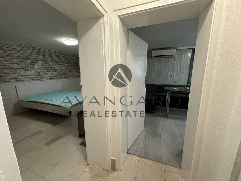 Продава се Двустаен апартамент в Пловдив, Център - 45 кв.м за 2178 €/кв.м - Снимка #1