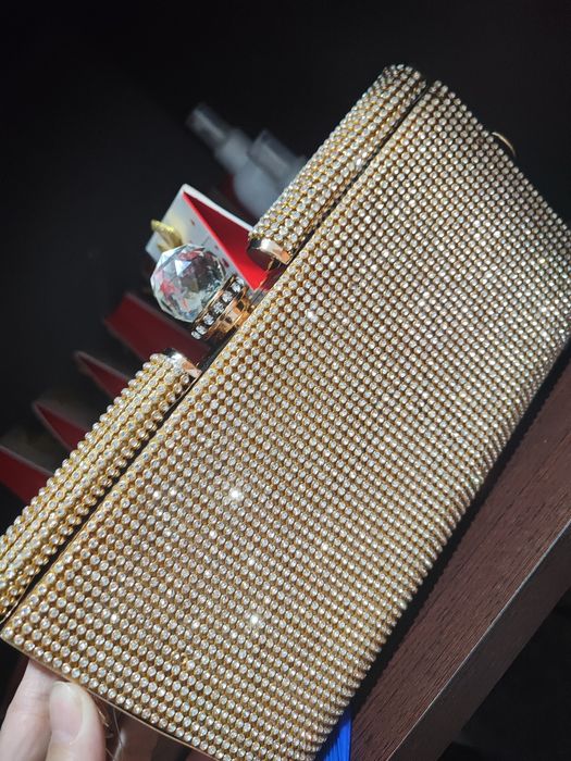 Новый клатч со стразами