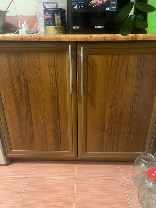 Продам кухонный гарнитвр