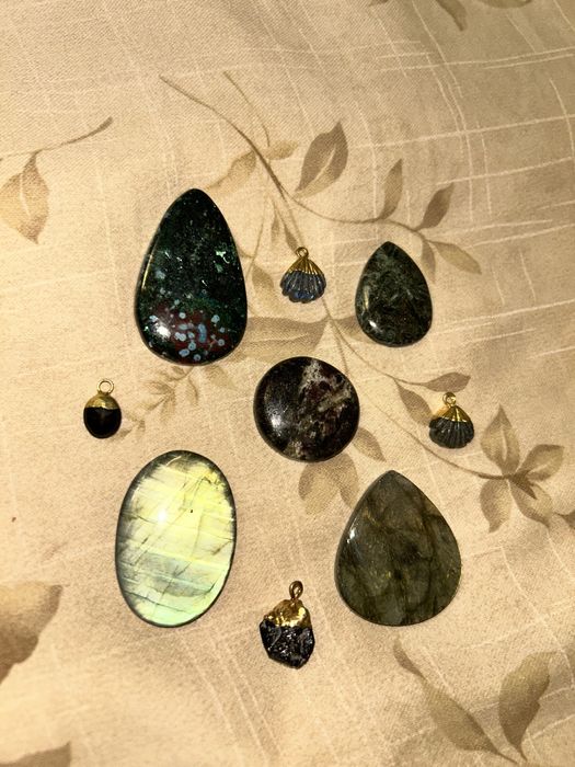 Камни Натуральные Лабрадориты