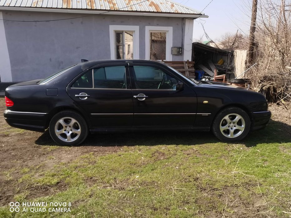 Мерседес бенц 210