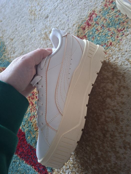 Adidasi Puma marimea 36