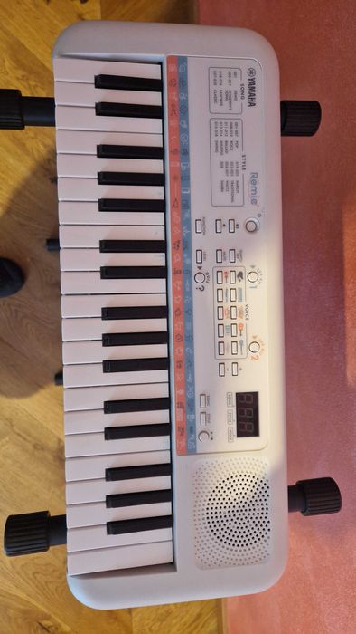 Orga Yamaha PSS-E30 plus stativ