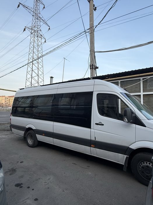 Сотилади Mercedes Benz  Sprinter микроавтобус