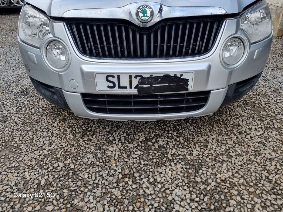 Bara fata Skoda Yeti 2009 - 2013 ARGINTIU (1406) model cu spalatoare far