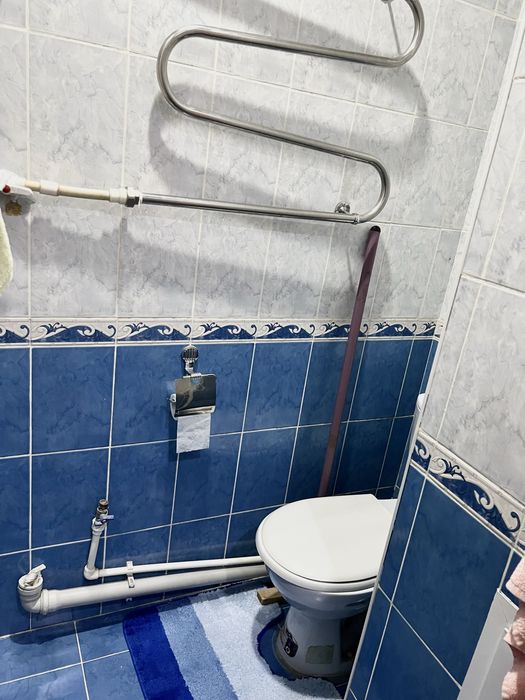 СРОЧНО Продаю свою квартиру , юнусабад 2 квартал, дом 6 первая  линия.