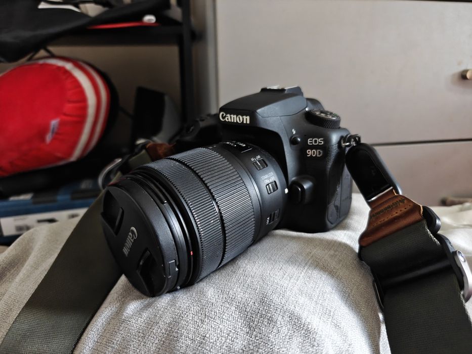 Canon EOS 90D + 18-135mm IS USM + 2 батерии | Отлично състояние