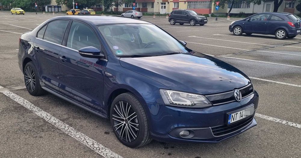 VOLKSWAGEN Jetta 2013 — imagine 2