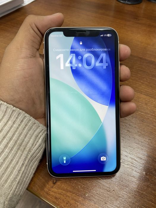 Iphone 11 oq ideal sotiladi 64 gb