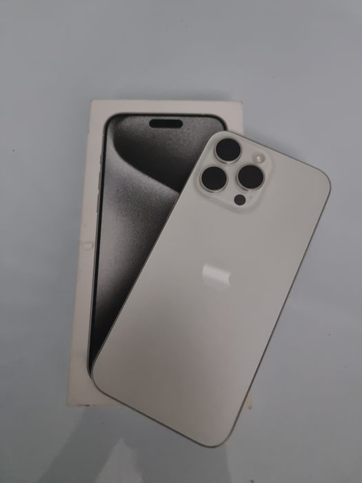 iPhone 15 Pro Max 256GB white Titanium