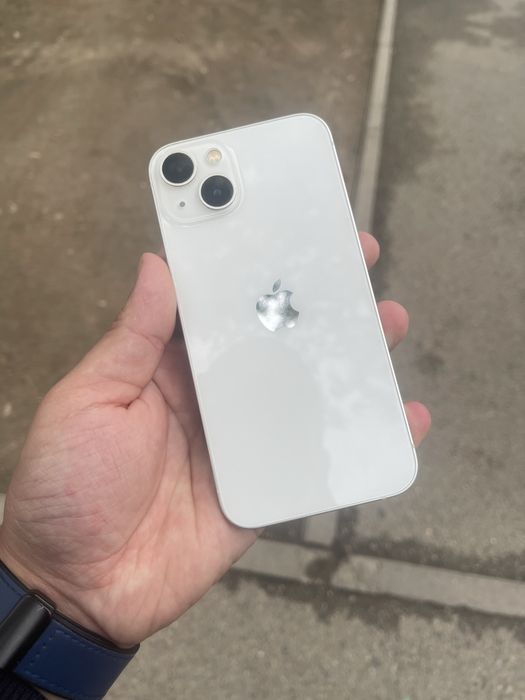 В продаже Айфон 13. 128Gb
