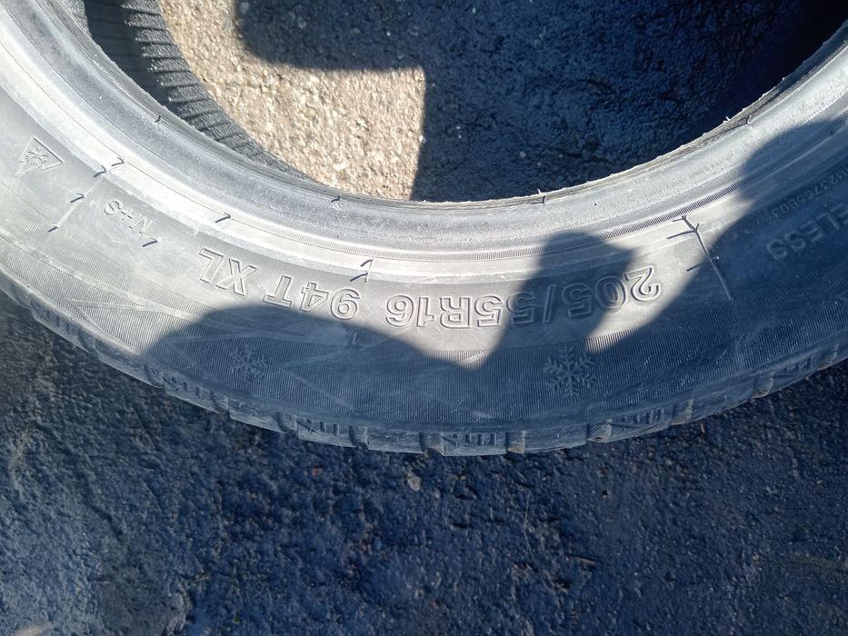 Резина 205/55/16.