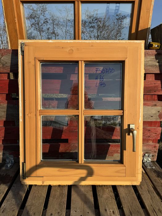 FEREASTRA LEMN OBLOANE Germania geam termonan  H 124 x L 98  9 buc