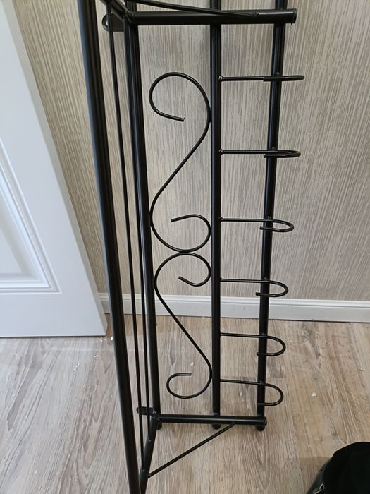 Вешалка настенная с полоской