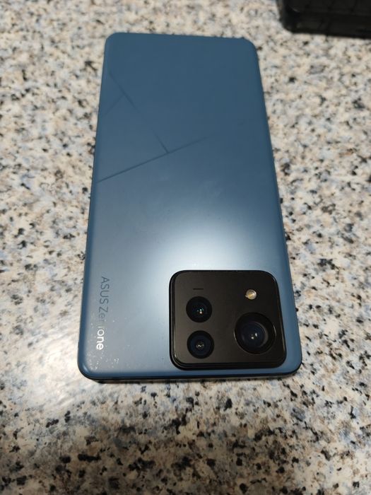 Asus Zenfone 11 Ultra 5G