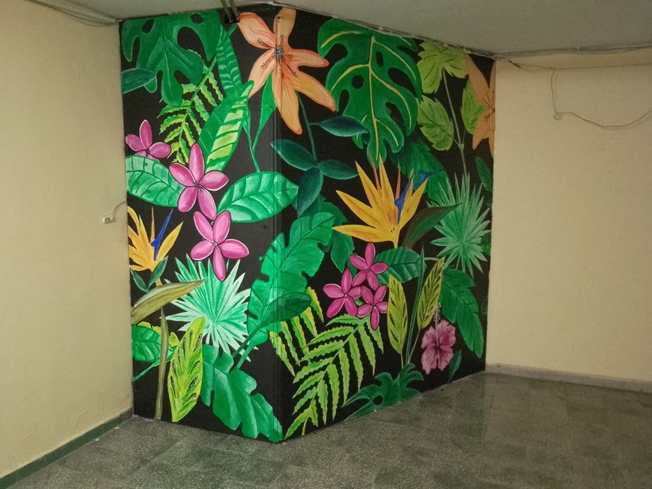 Рисунки стени,подове и тавани