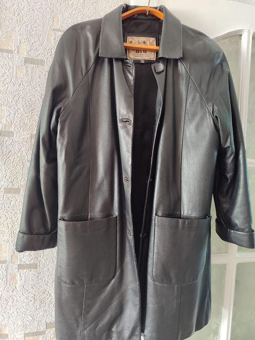 Продам  женскую  куртку  46-48 размера