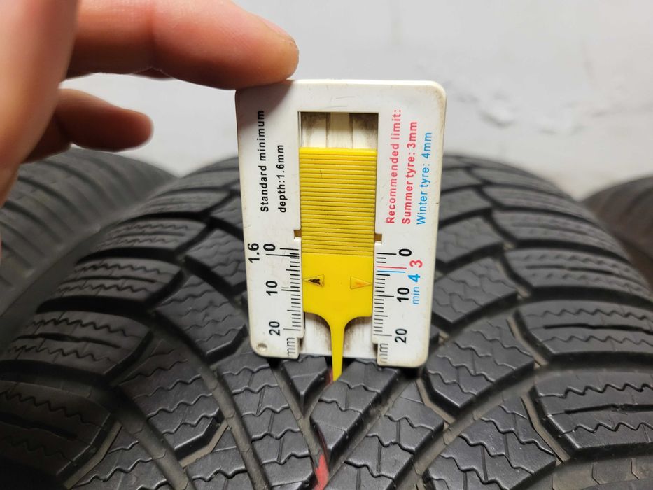 235/60/18 Bridgestone 2024 г. / зимни гуми