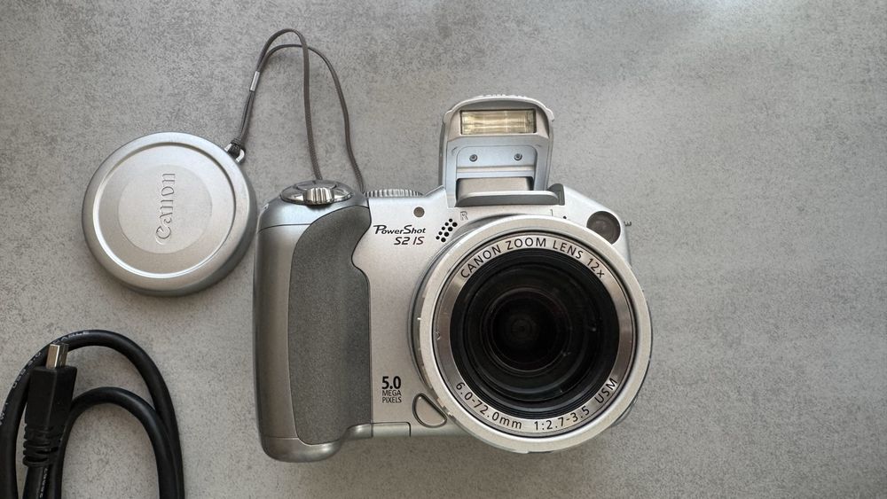 Aparat foto Canon powershor S2 IS