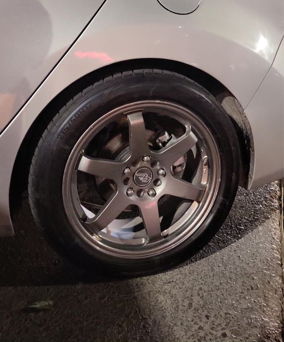 Покрышка диска комплект 215/50/17