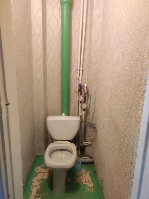 Продам 3-х комнатную в центре