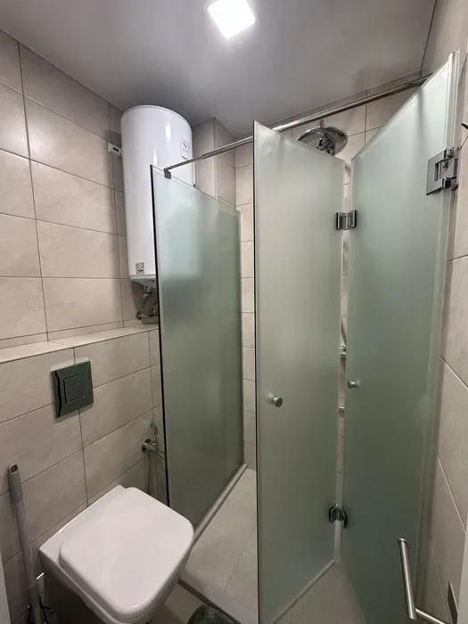 Дава се под наем Двустаен апартамент в Варна, м-т Пчелина - 50 кв.м за 511 € - Снимка #6