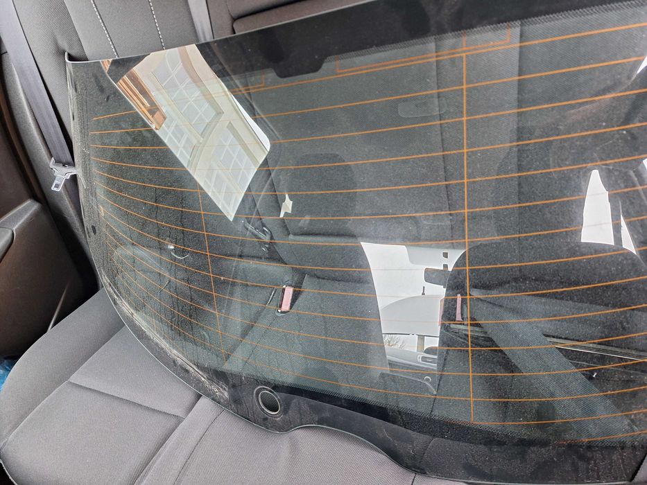 Оригенално стъкло за Renault megane 3