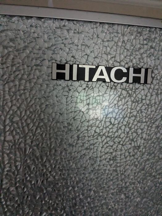 Холодильник большой