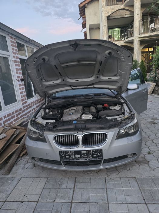 BMW 523 I E60 На части!!