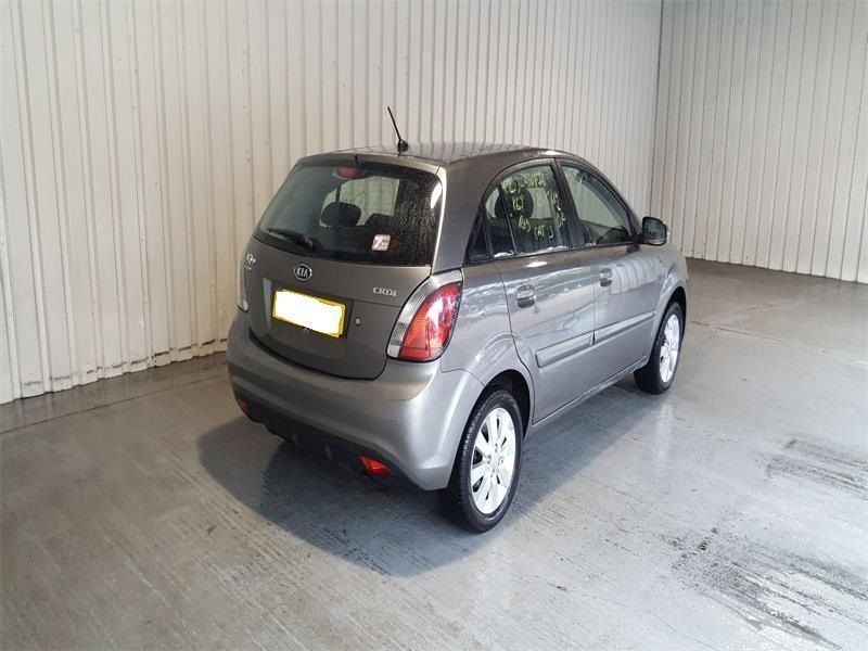 Stop dreapta spate Kia Rio 2011 Hatchback 1.5 D D4FA ok