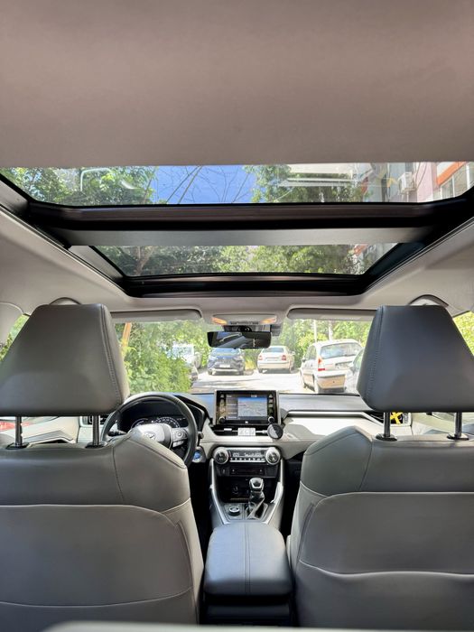 Toyota RAV-4 Luxury Premium 4x4-FULL