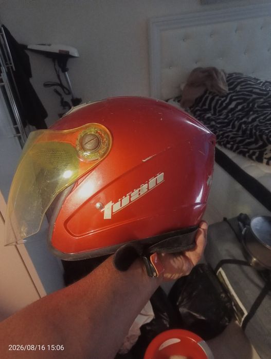 Продам шлем для мотоцикла