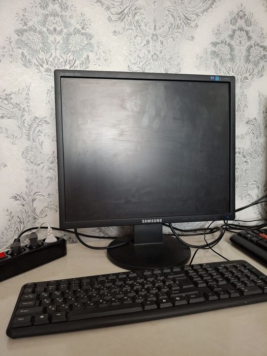 Настольный компьютер Самсунг