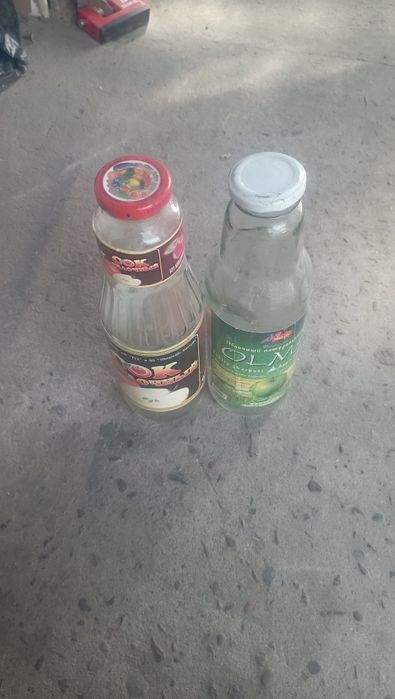Бутылки стеклянные