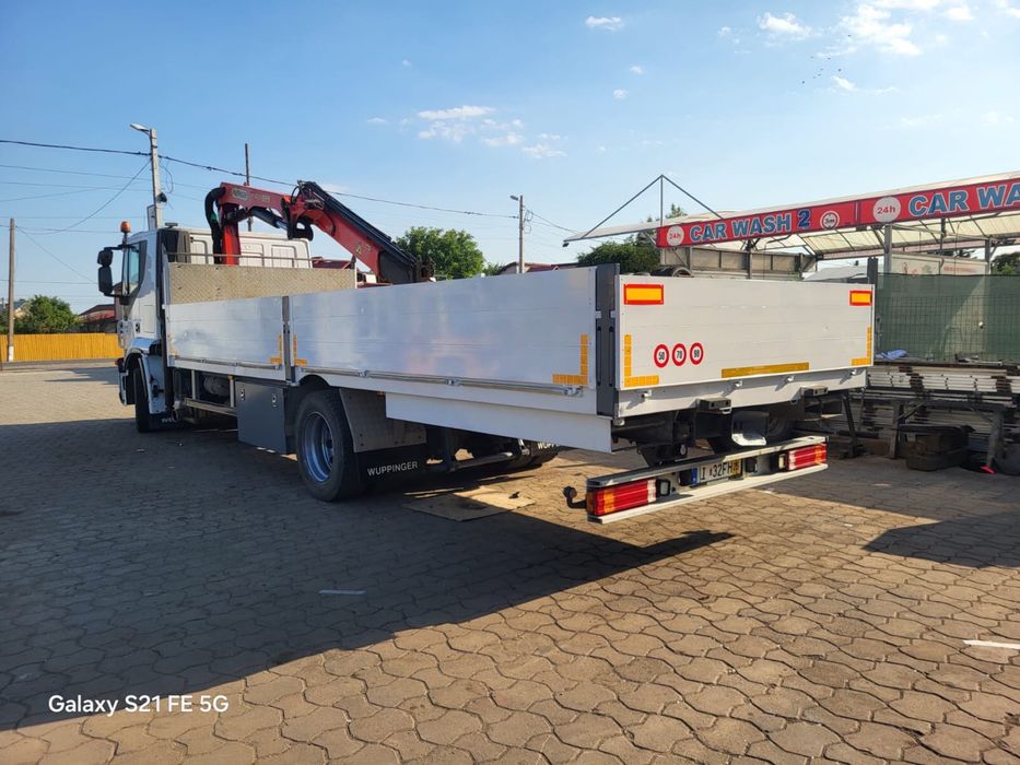 Camion cu macara Iveco Stralis