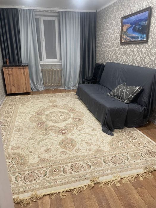 Сдам 4 х ком квартиру Аксу