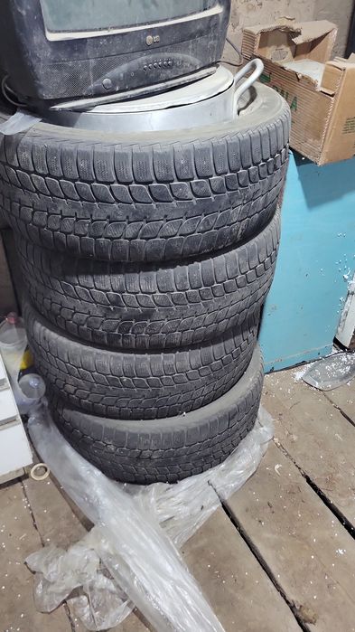 Зимний шины продам