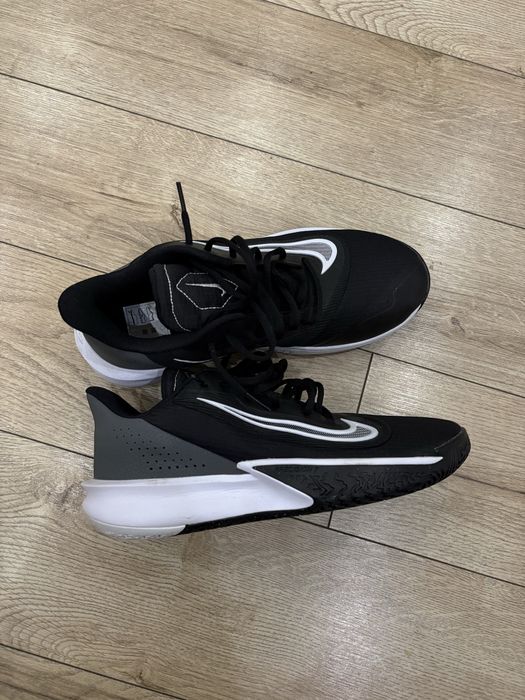 Adidasi nike , 43
