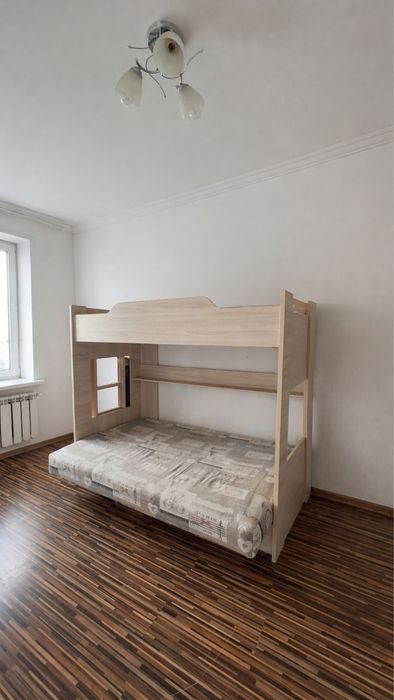 Двухъярусная кровать