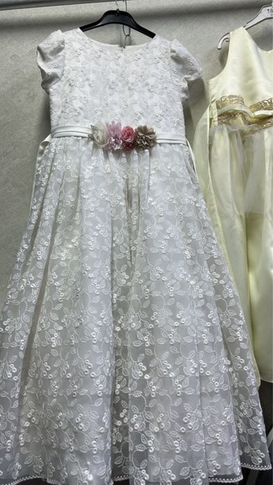 Платья на утренники к 8 марта