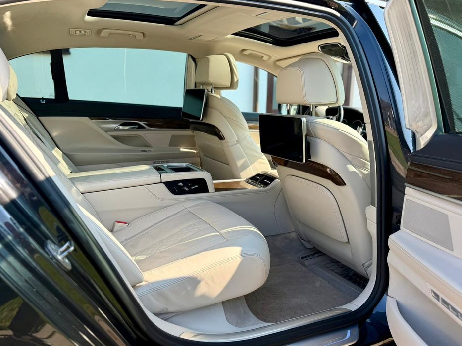 BMW 740Le 4x4x drive virează  si spatele!