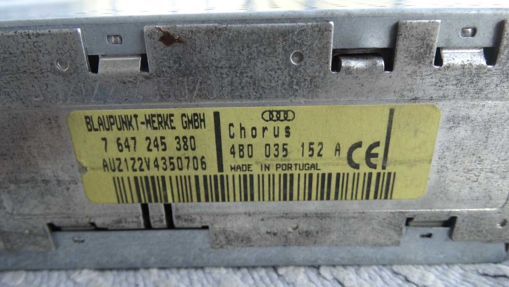 Оригинно радио AUDI