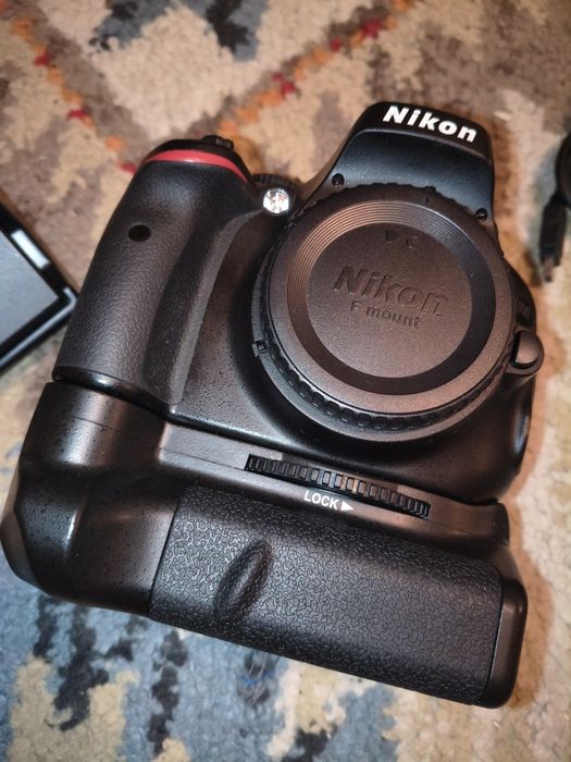 Aparat foto DSLR Nikon d5100