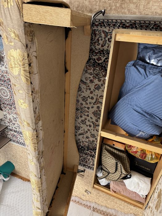 Продам диван самовывоз