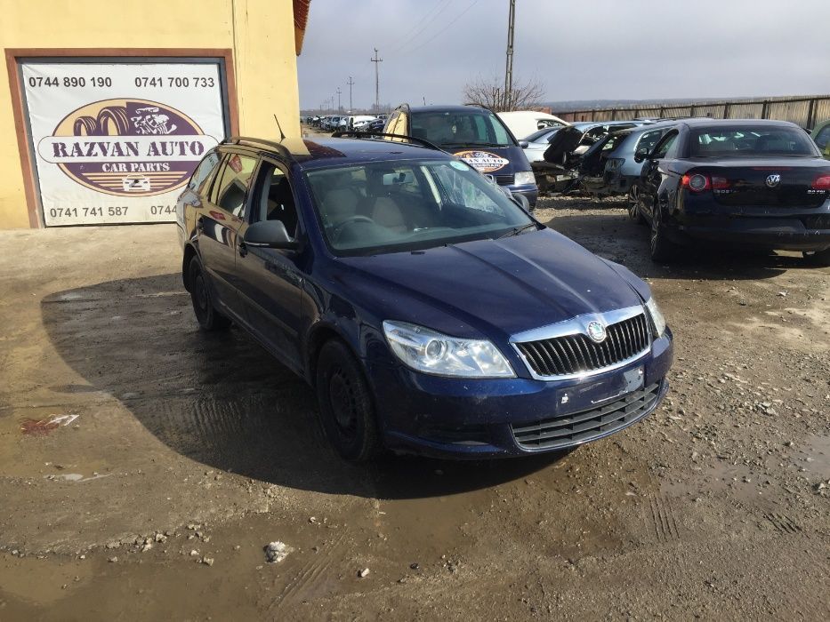 Dezmembrez / Dezmembrari / Piese / Accesorii Skoda Roomster