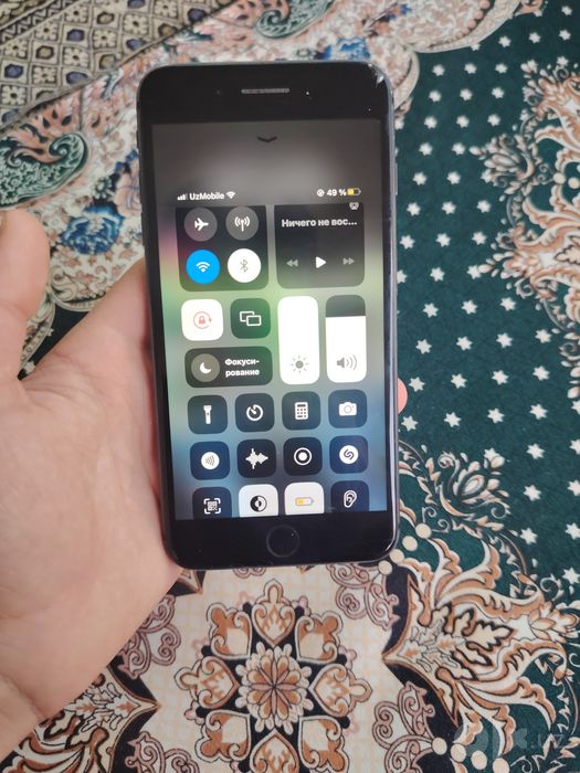 iPhone 8 plus radnoy