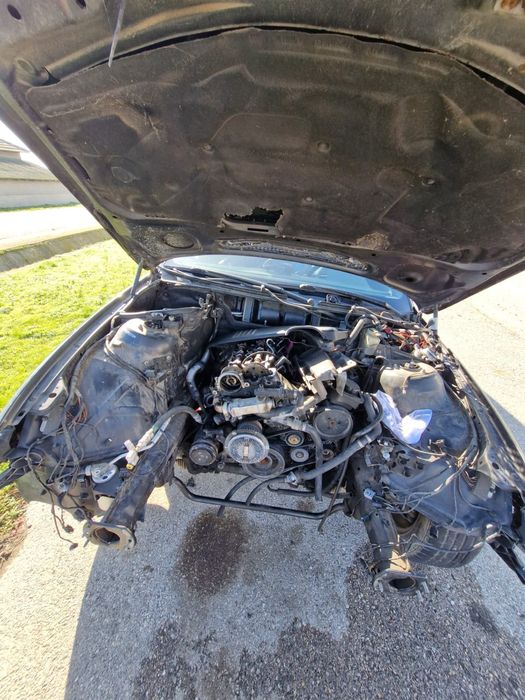 Se vand 2 bmw-uri e46